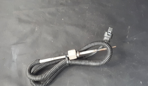Sonda MERCEDES-BENZ C-CLASS (W205) | 13 - 