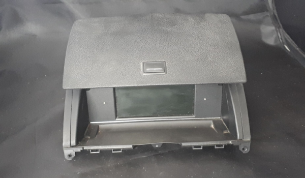 Display MERCEDES-BENZ C-CLASS (W204) | 07 - 15