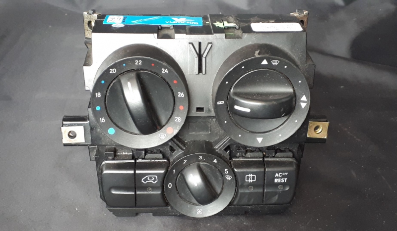 Comando Sofagem MERCEDES-BENZ VITO / MIXTO Caixa (W639) | 03 - 
