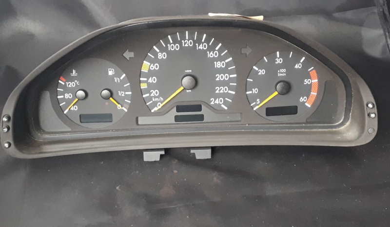 Painel Instrumentos MERCEDES-BENZ E-CLASS (W210) | 95 - 03