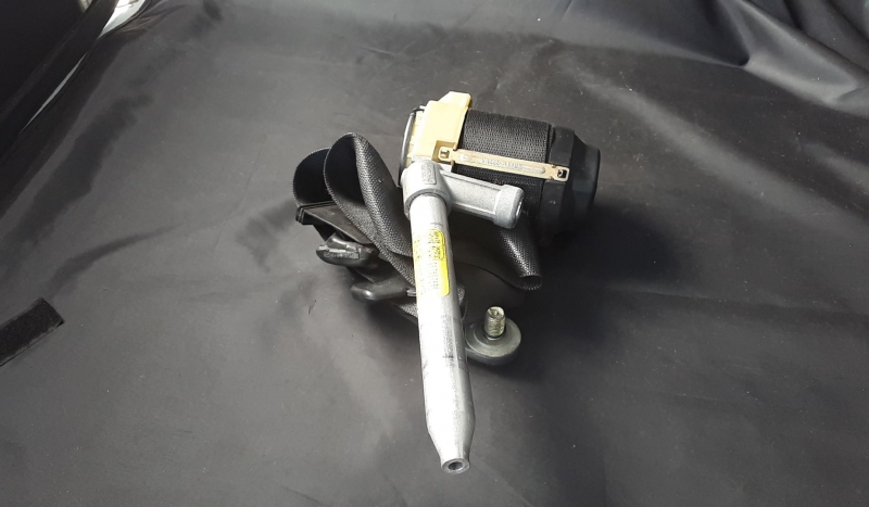 Cinto / Pré-tensor MERCEDES-BENZ C-CLASS (W202) | 93 - 00