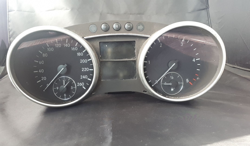 Painel Instrumentos MERCEDES-BENZ M-CLASS (W164) | 05 - 12