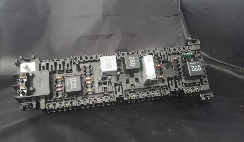 Caixa Fusiveis / SAM MERCEDES-BENZ VITO Caixa (W447) | 14 - 