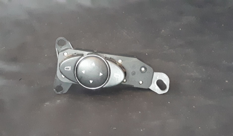 Comando Regulacao Espelhos MERCEDES-BENZ E-CLASS (W211) | 02 - 09