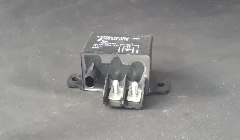 Rele MERCEDES-BENZ C-CLASS (W204) | 07 - 15