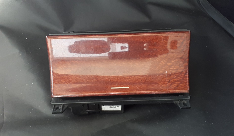 Cinzeiro MERCEDES-BENZ E-CLASS (W210) | 95 - 03