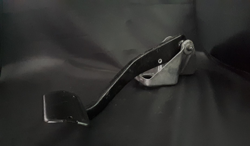 Pedal MERCEDES-BENZ R-CLASS (W251, V251) | 05 - 17
