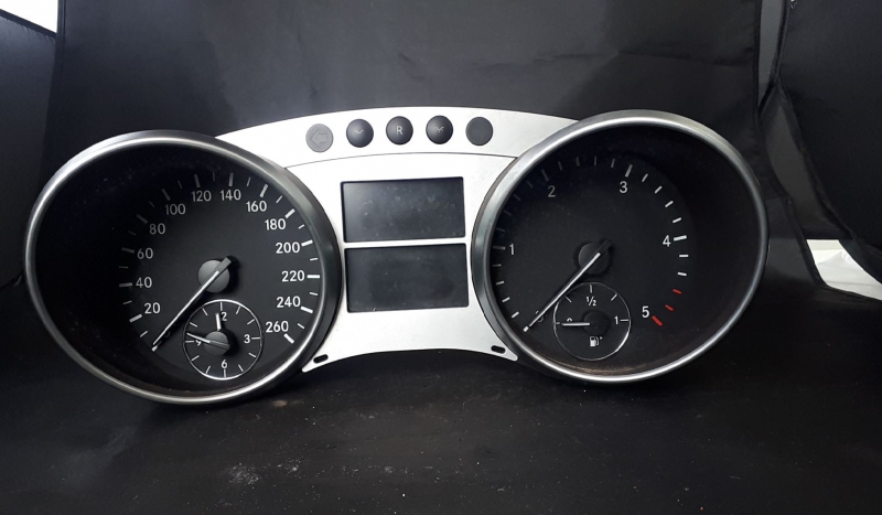 Painel Instrumentos MERCEDES-BENZ M-CLASS (W164) | 05 - 12