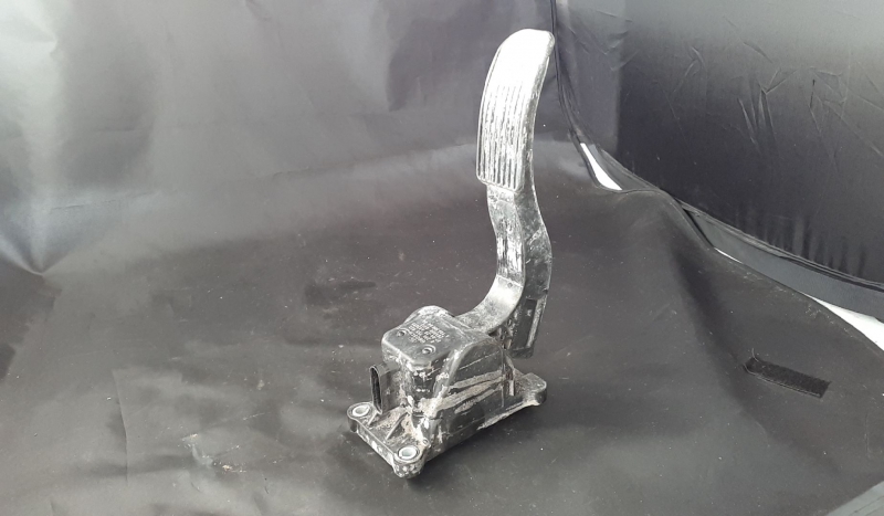 Pedal MERCEDES-BENZ SPRINTER 3-t Autocarro (906) | 06 - 
