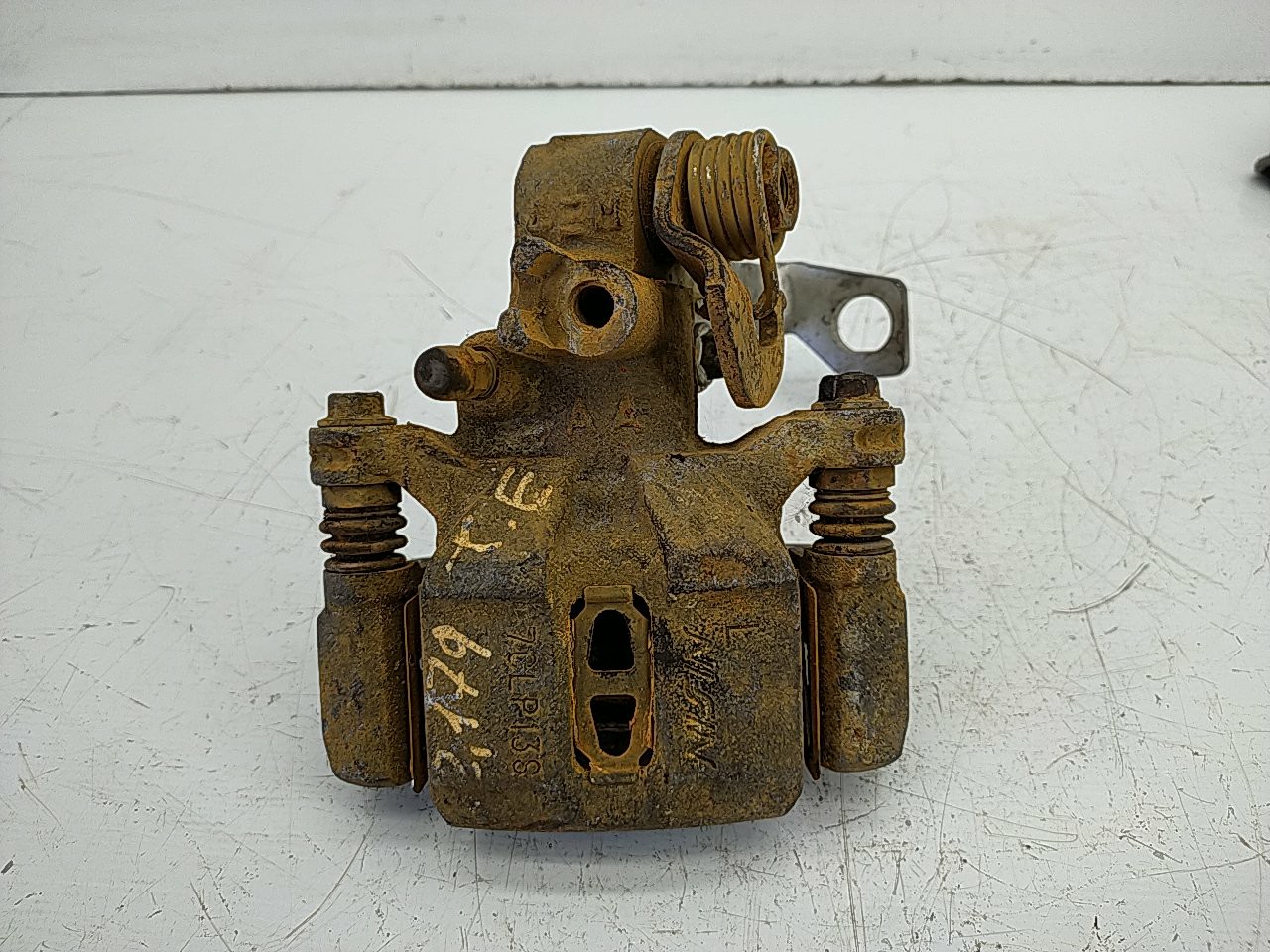 Pinça tras esquerda (20253003).