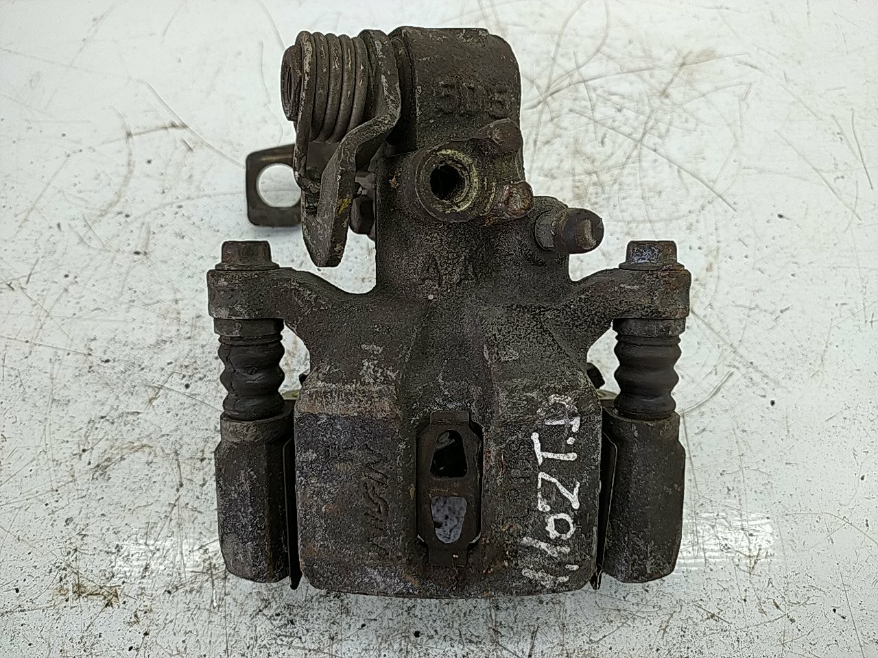 Pinça tras direita (20253028).