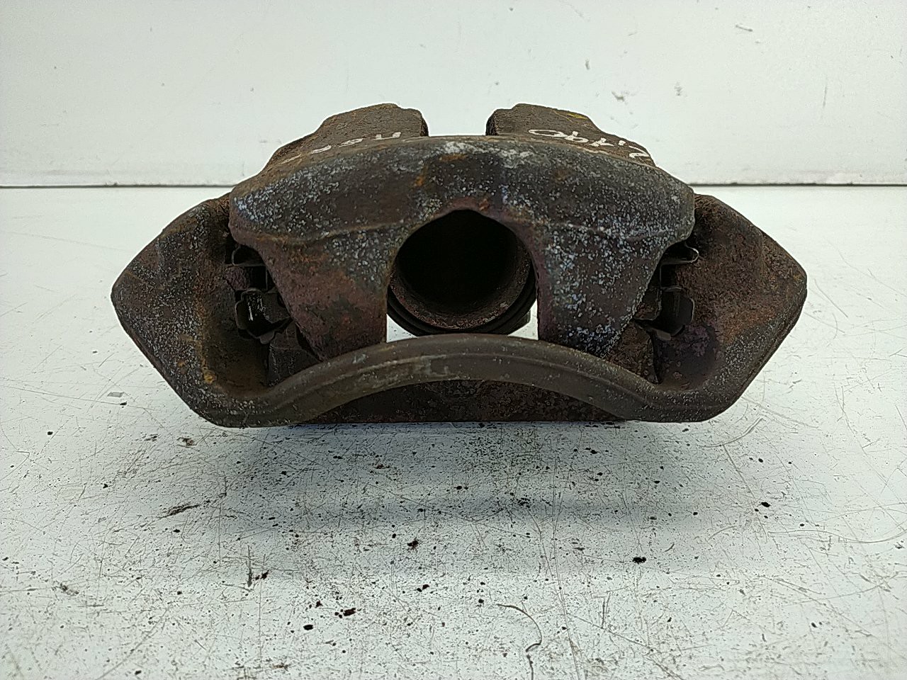 Pinça frente direita (20206549).