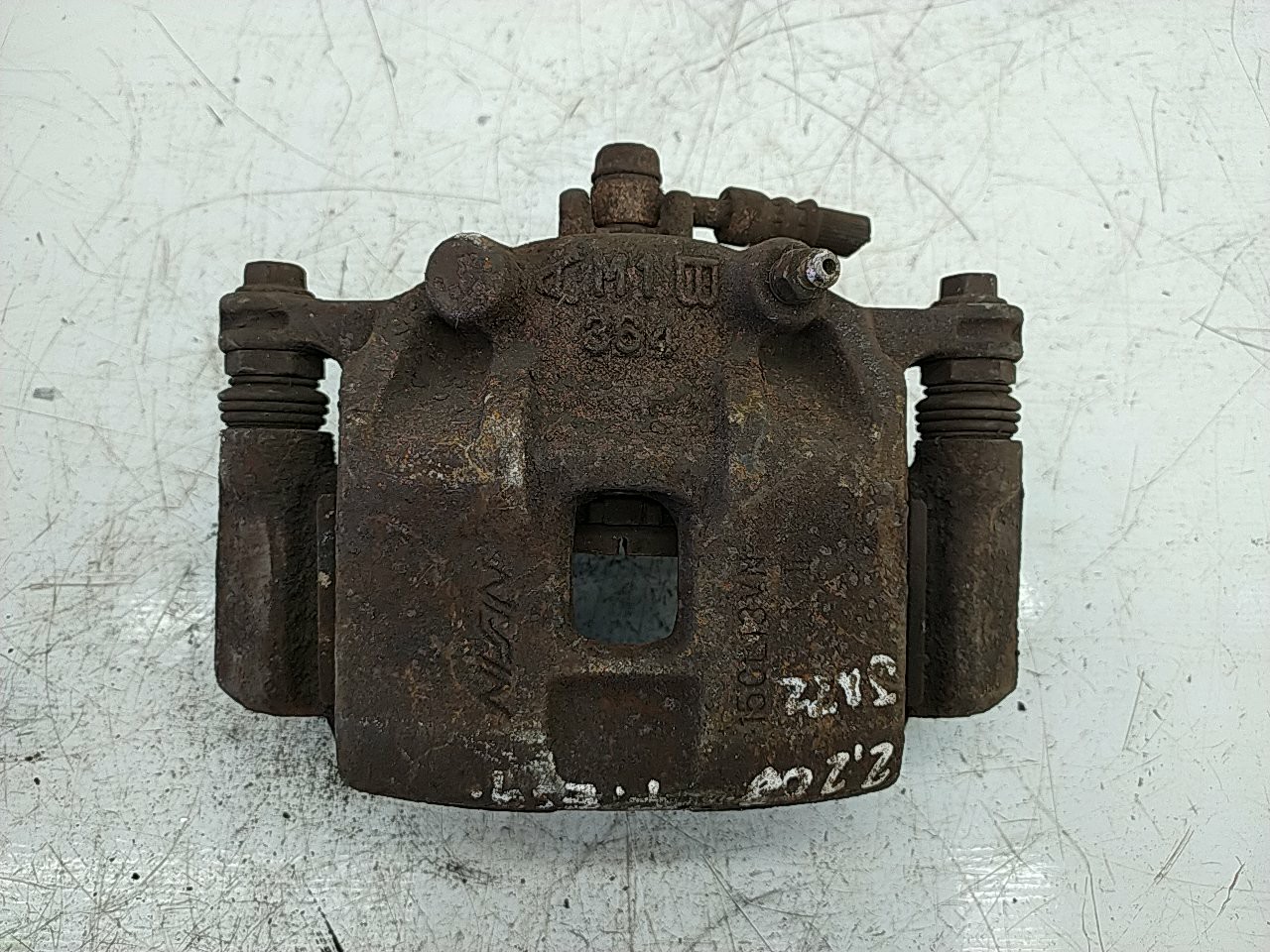 Pinça frente esquerda (20213406).