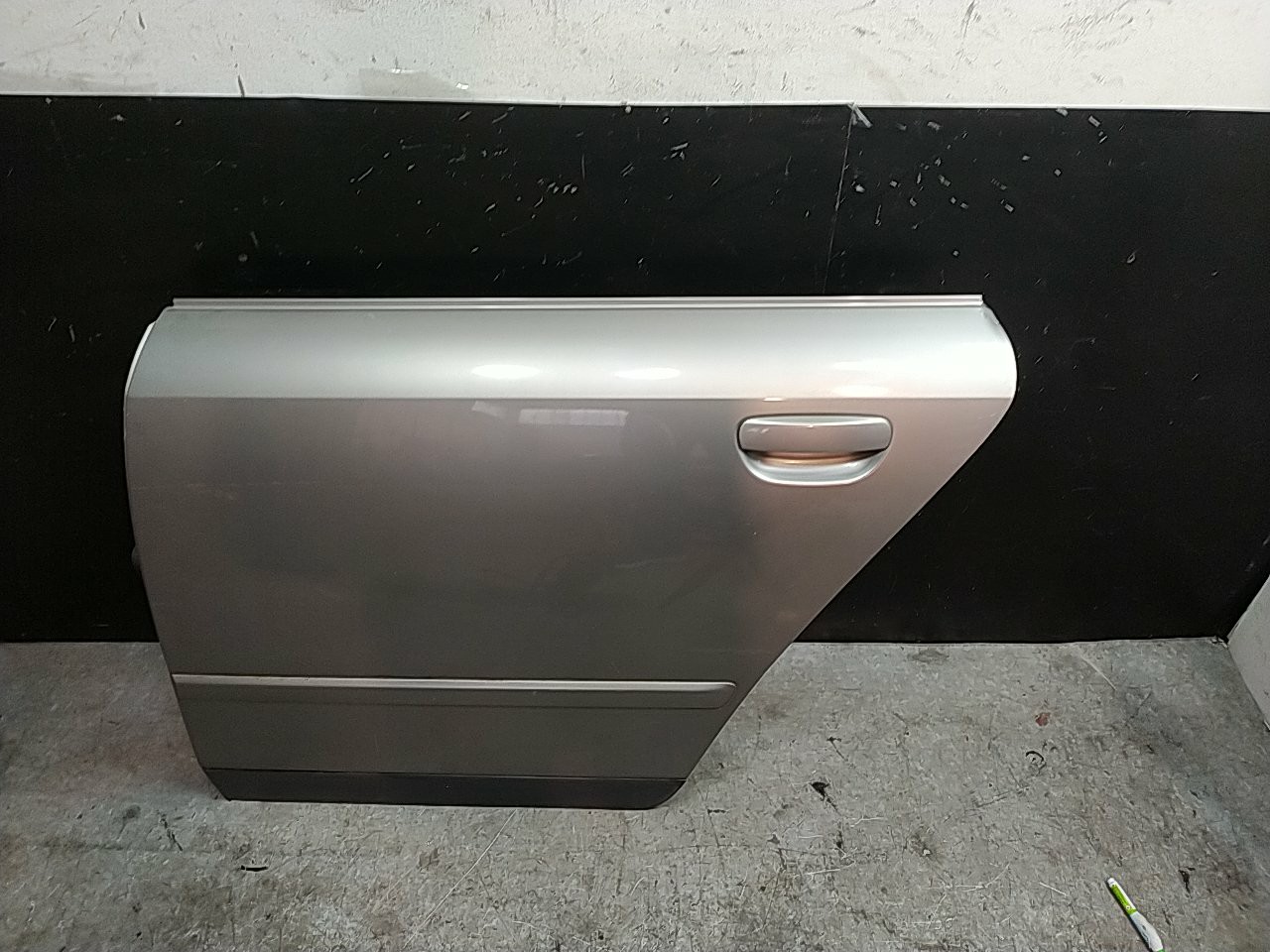 Porta tras esquerda (20217020).