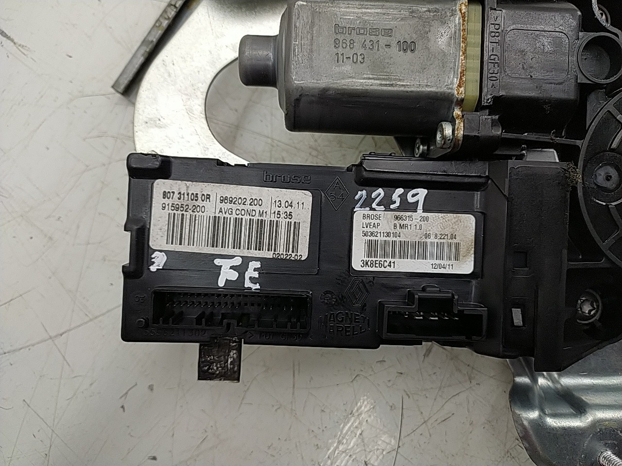 Elevador elect fte esq (20254425).