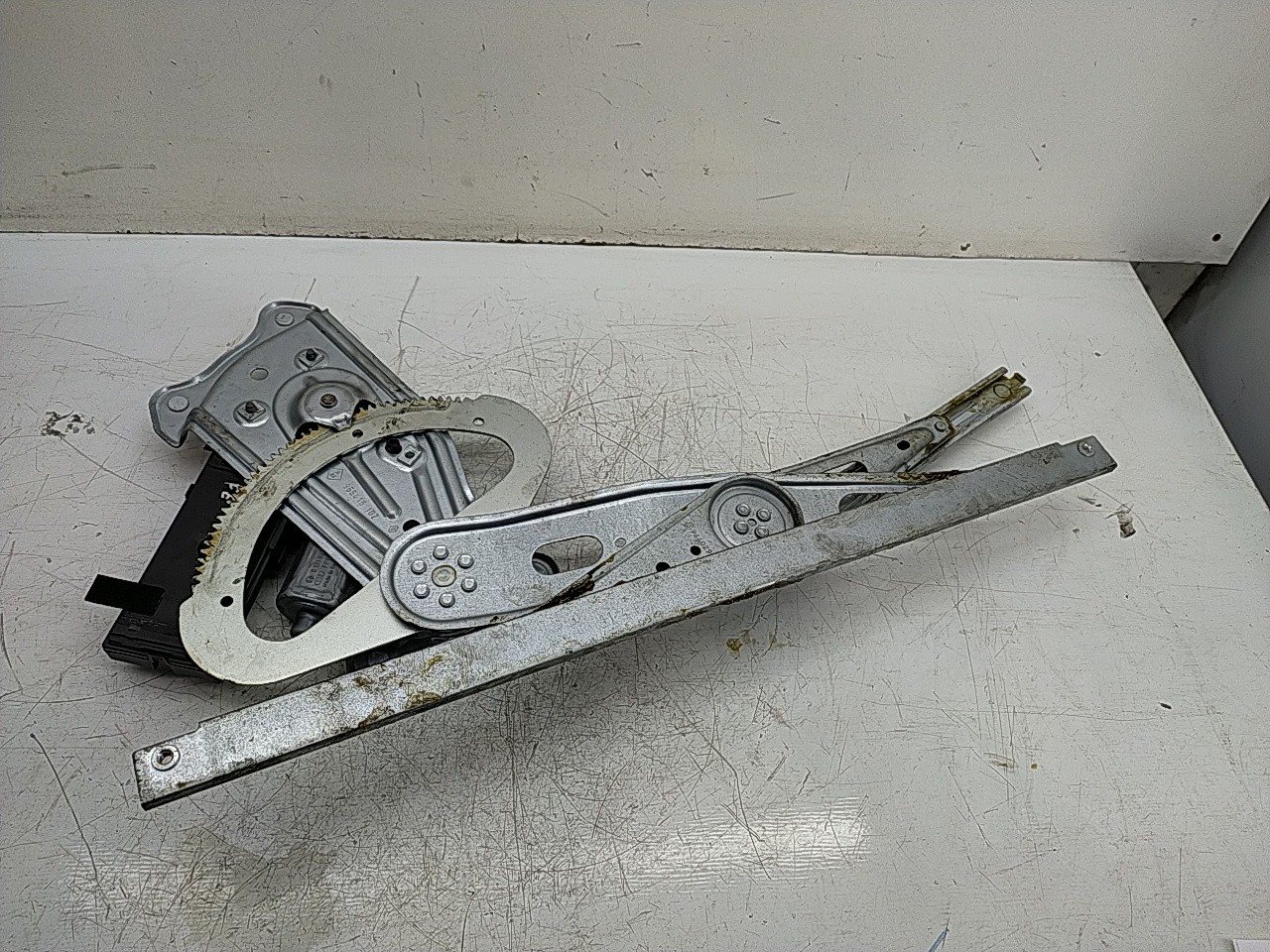 Elevador elect fte esq (20254425).