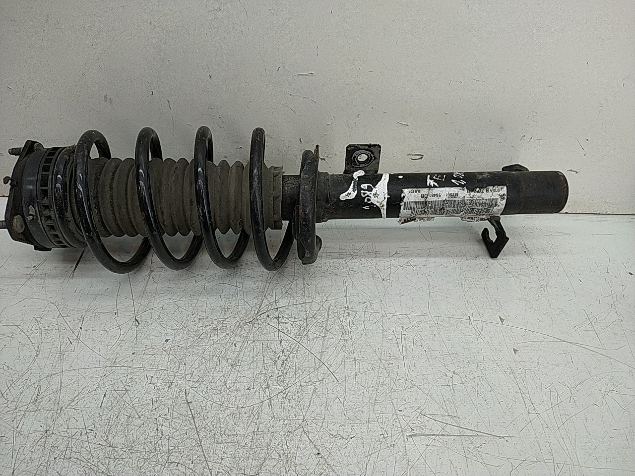 Amortecedor fte esq (151379).