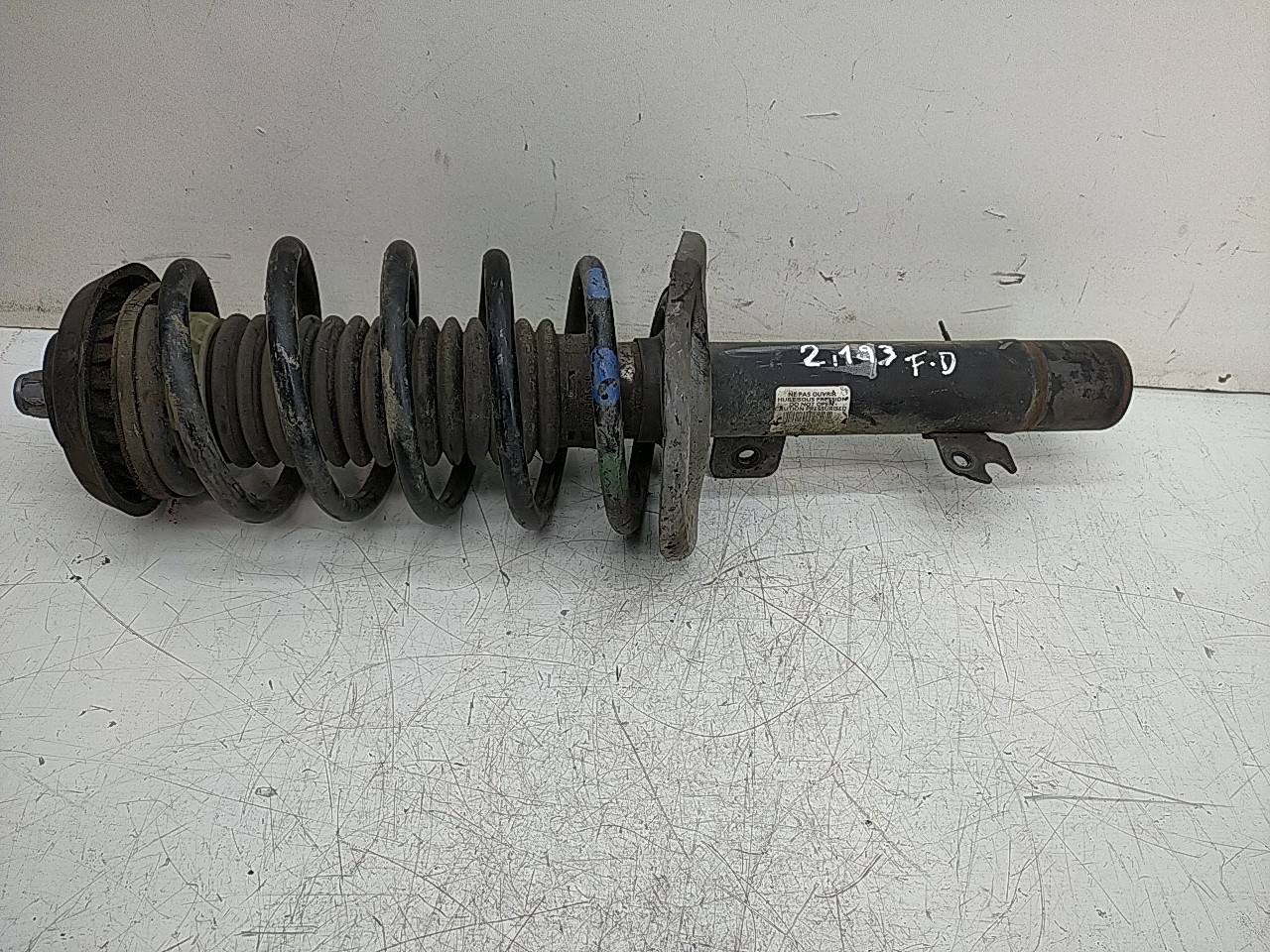 Amortecedor fte dto (20207716).