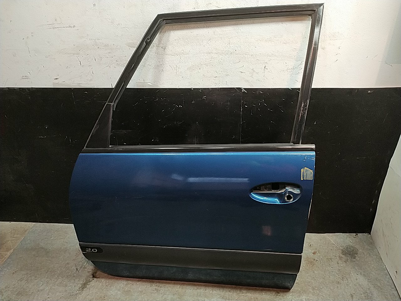 Porta frente esquerda (109699).