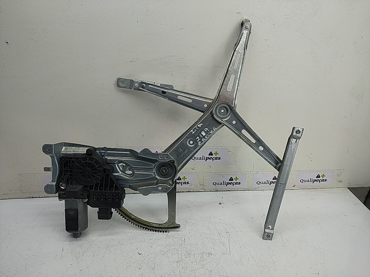 Elevador elect fte dto (20205893).