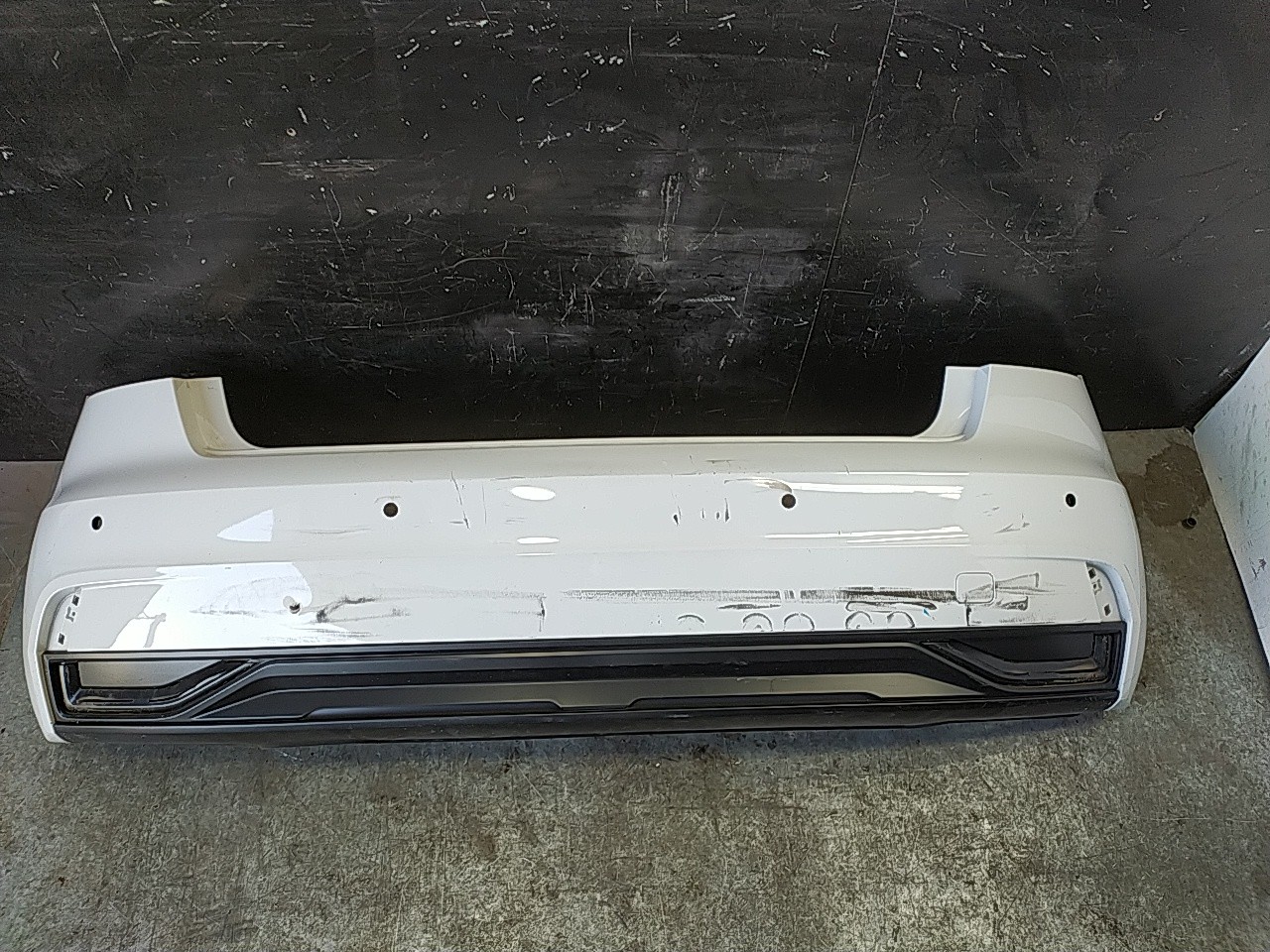 Para choques traseiro (20256682).