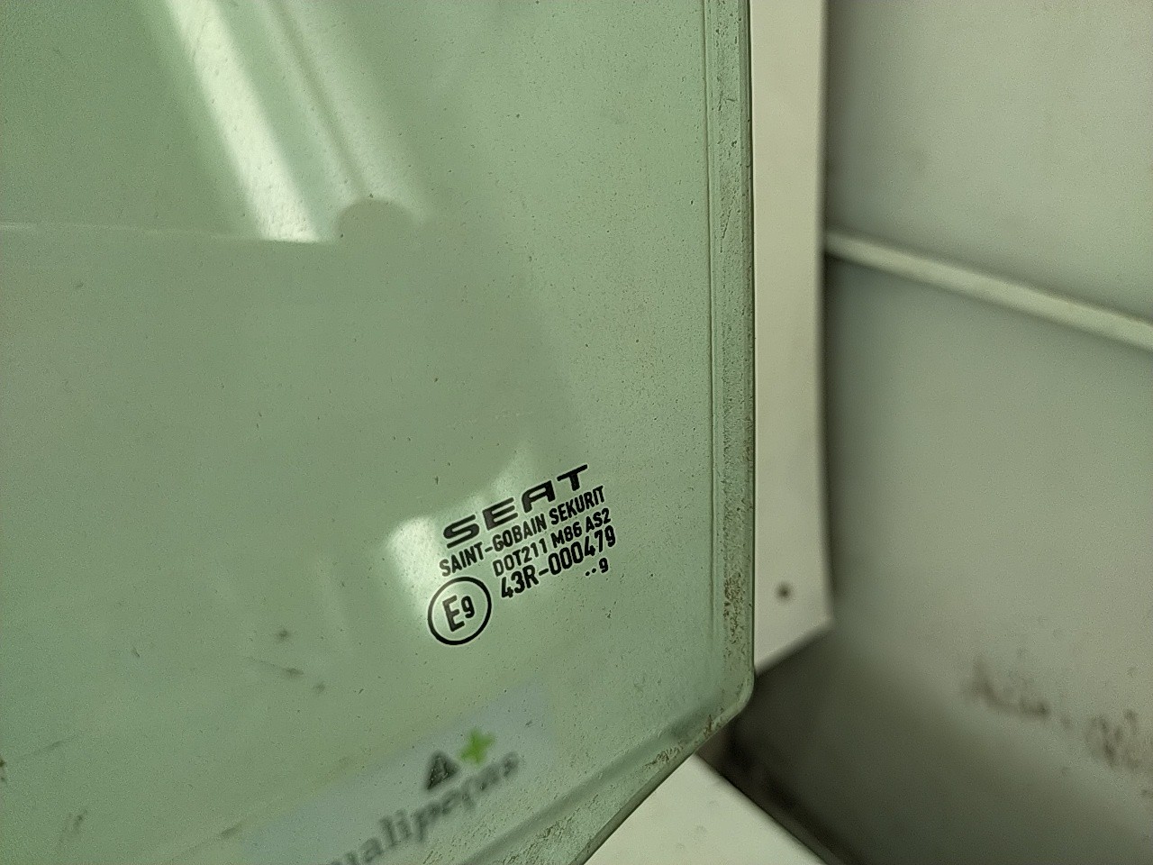 Vidro porta frente esquerda (20222908).