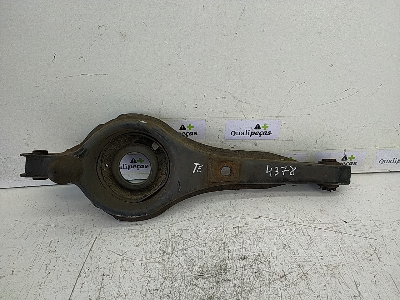 Braço suspensão tras esquerdo (20246562).