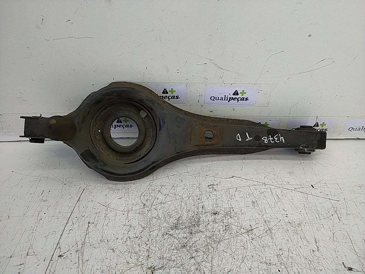 Braço suspensão tras direito (20246561).