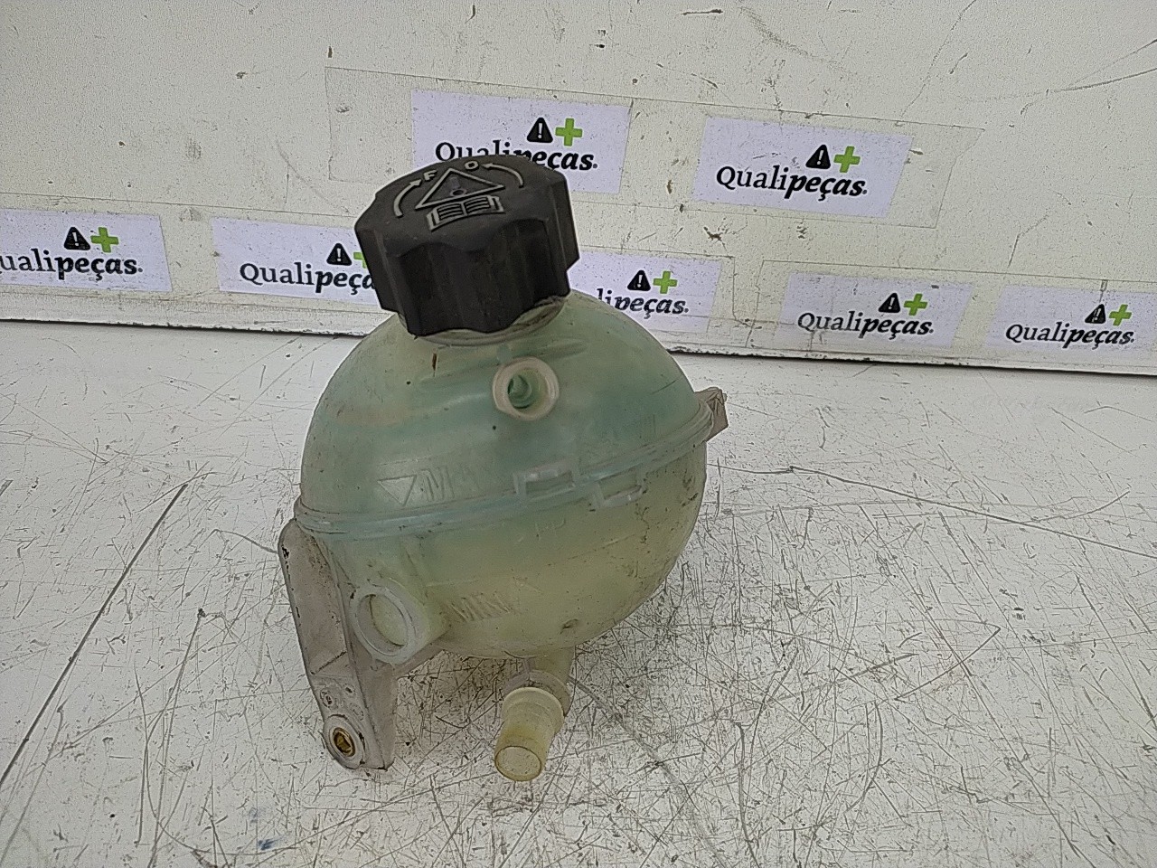 Deposito agua radiador (20239515).