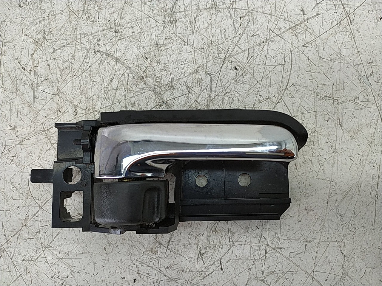 Puxador interior frente direito (20257293).