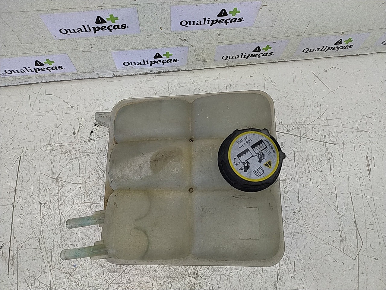 Deposito agua radiador (20257073).