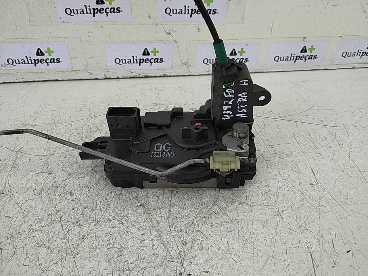 Fecho porta  fte dto (20254881).