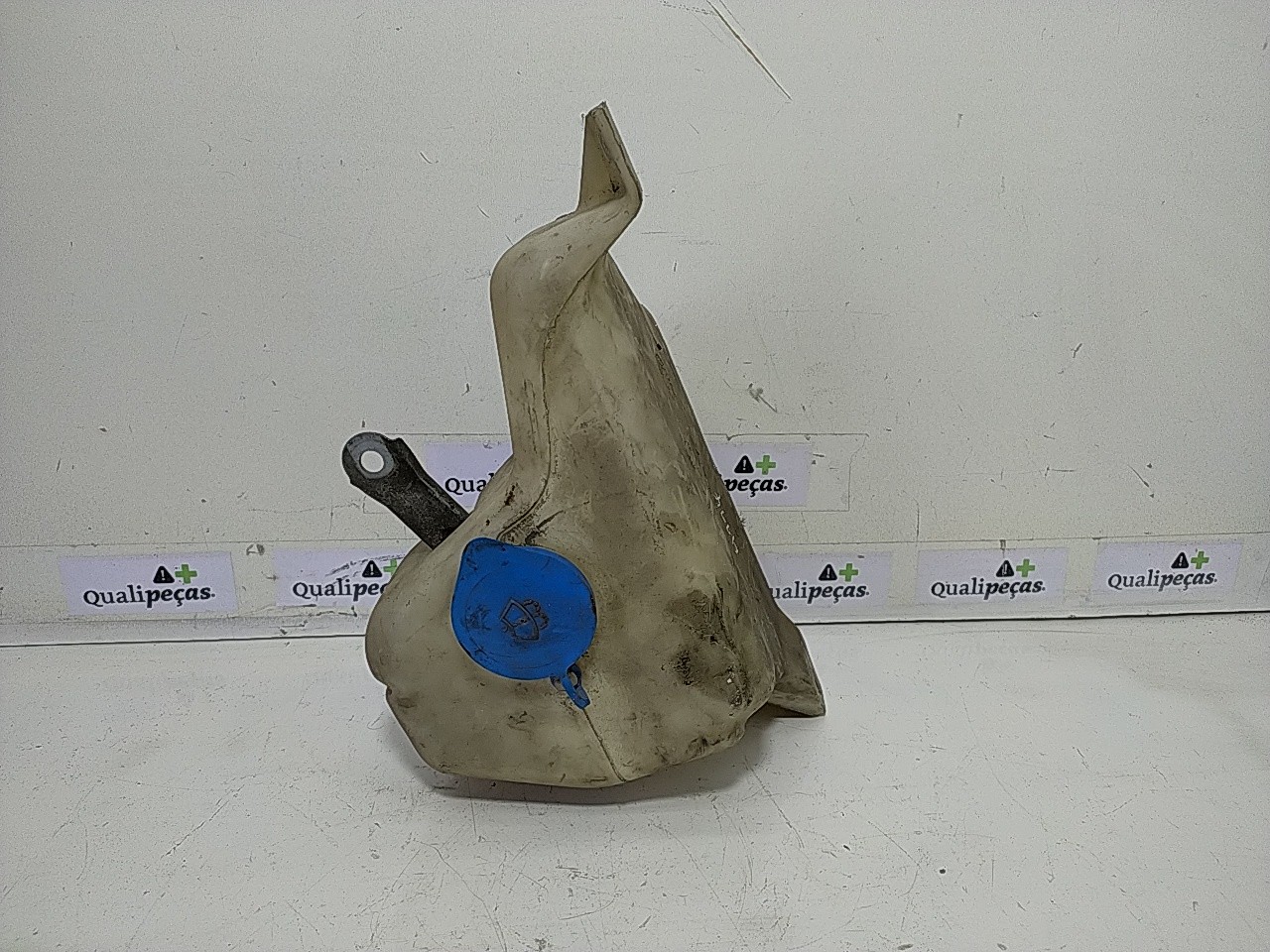 Deposito agua esguichos (118421).