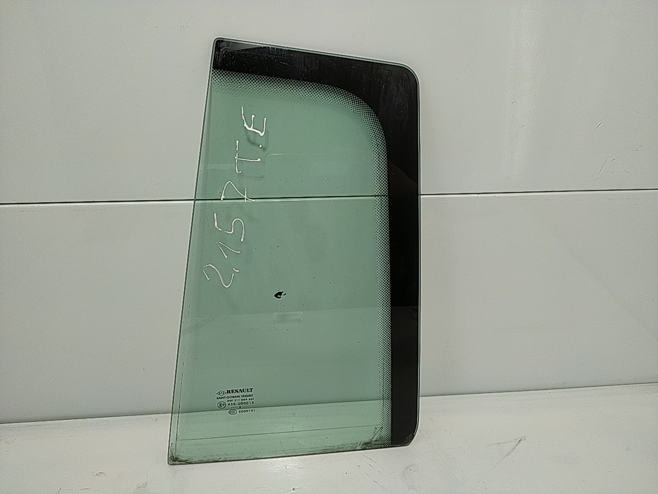 Vidro pequeno porta tras esquerda (20197217).