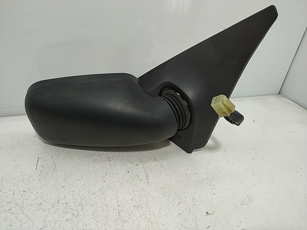 Espelho retrovisor elect esq (20261680).