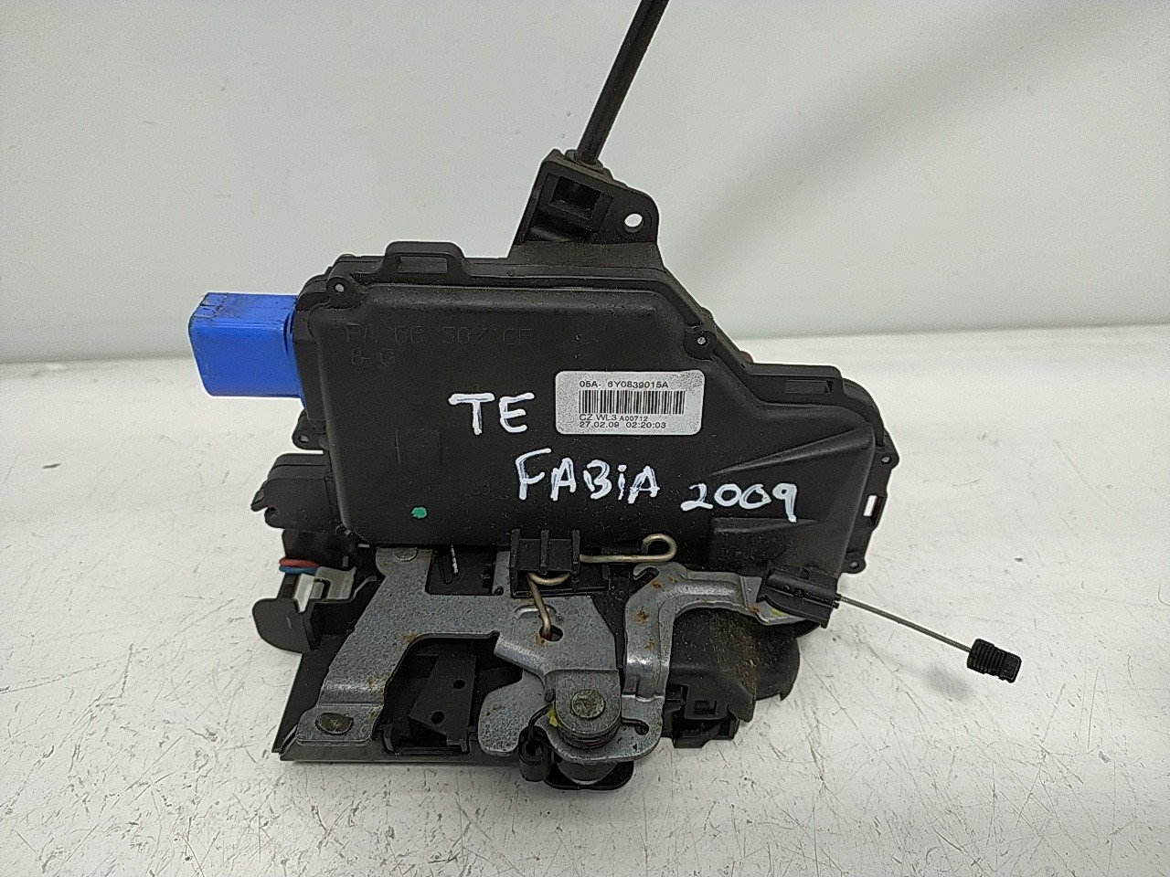 Fecho porta  tras esquerdo (20261674).