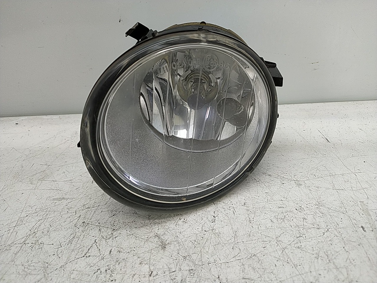 Farol nevoeiro esquerdo (20262184).