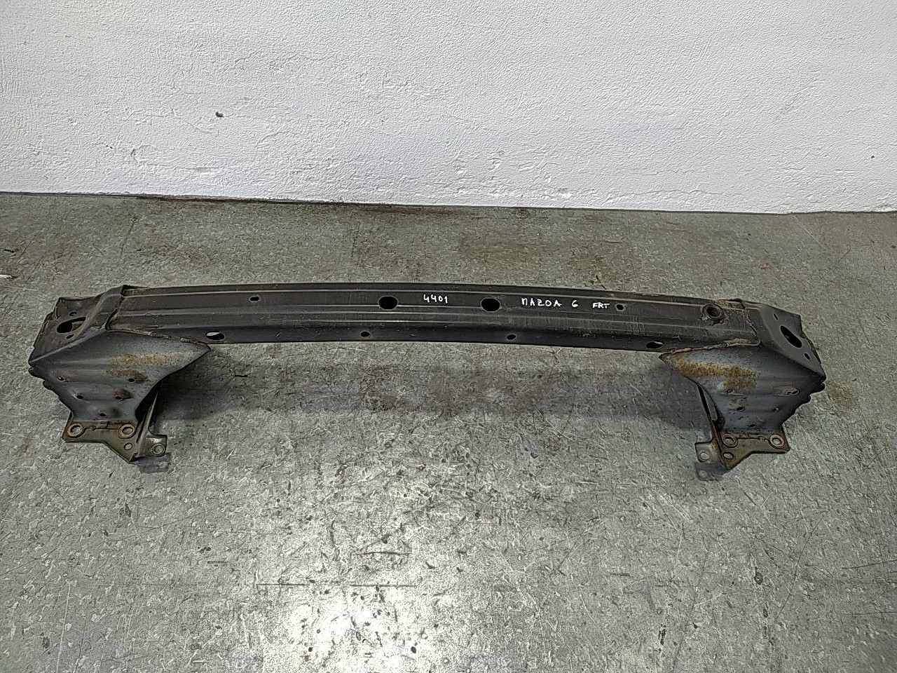 Reforço para choques frente (20261310).