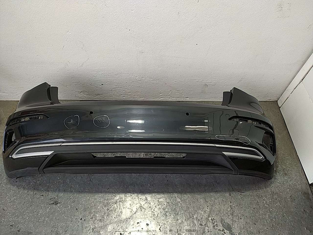 Para choques traseiro (20263670).