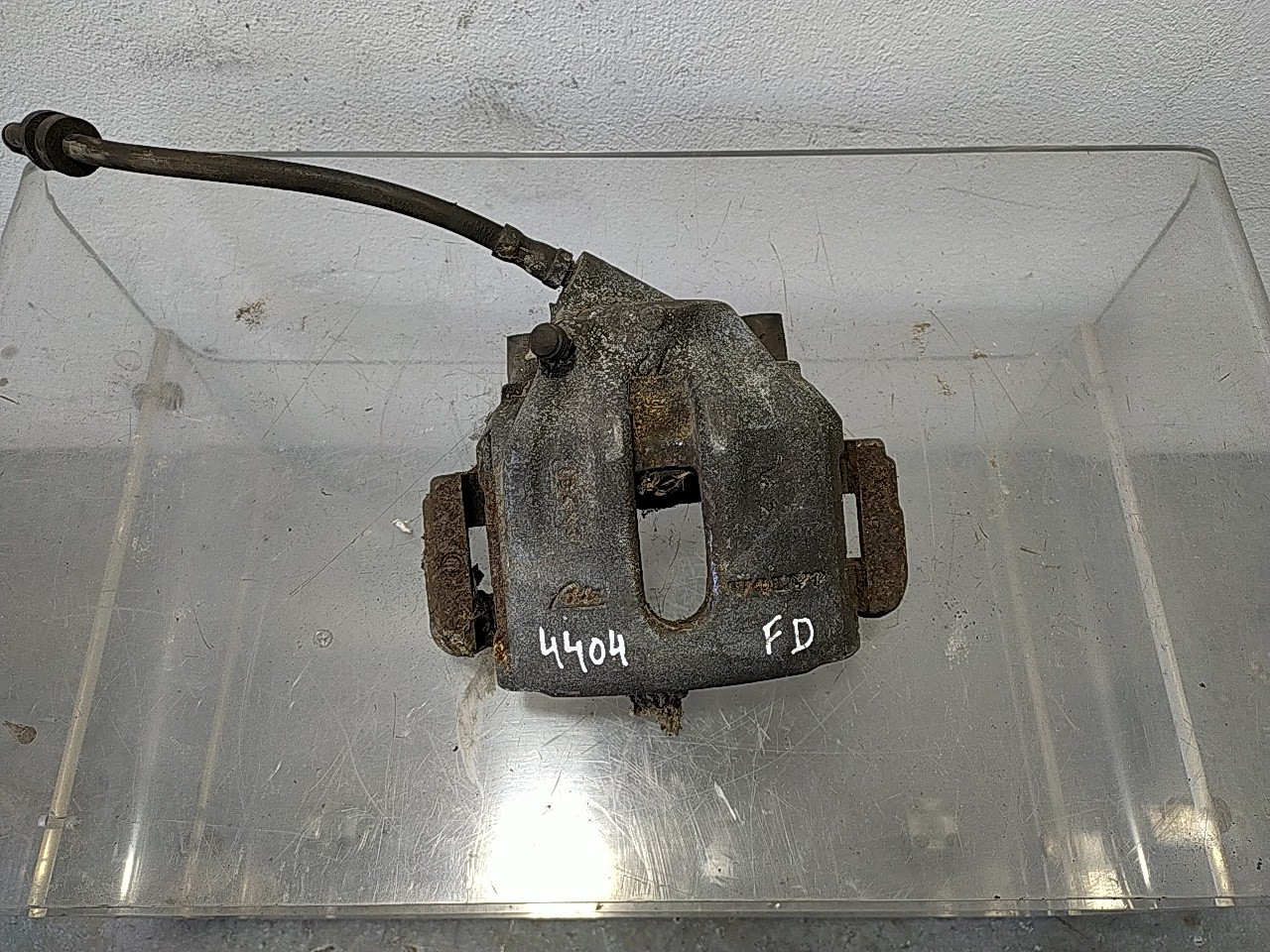 Pinça frente direita (20261618).