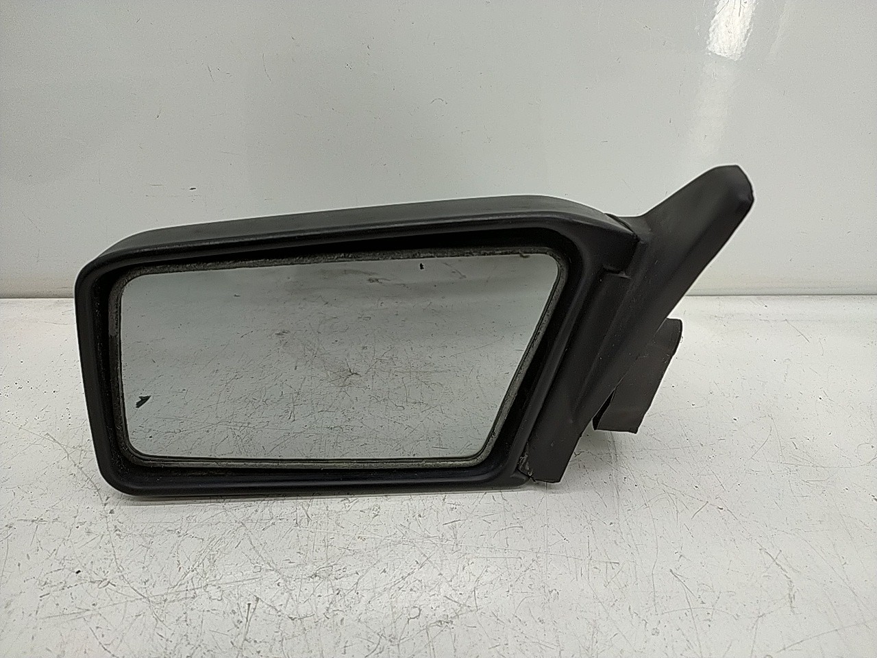 Espelho retrovisor manual esquerdo (20265354).