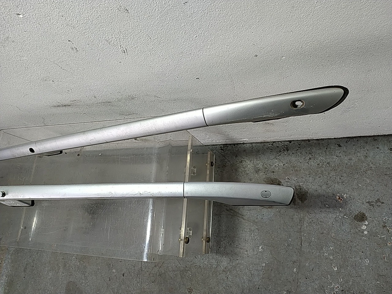 Barra tejadilho (20254744).