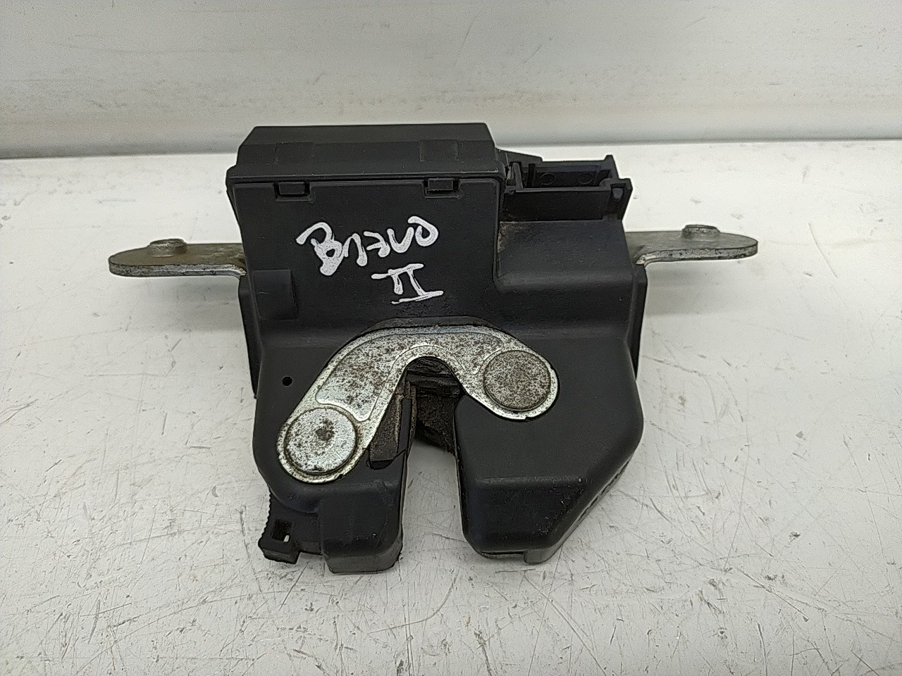 Fecho de mala (20220961).