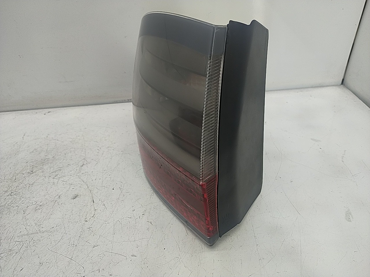 Farolim tras esquerdo painel stop (20262189).