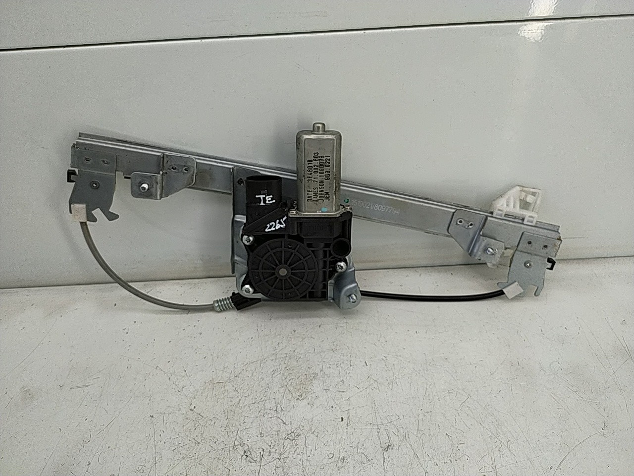 Elevador elect tras esq (20262634).