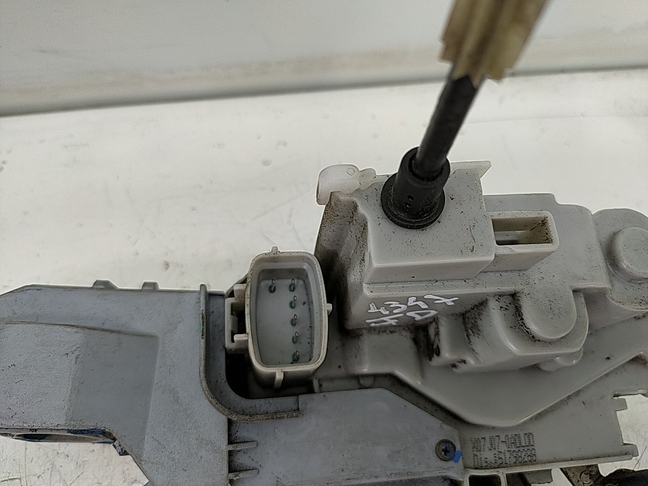 Fecho porta  fte dto (20220959).