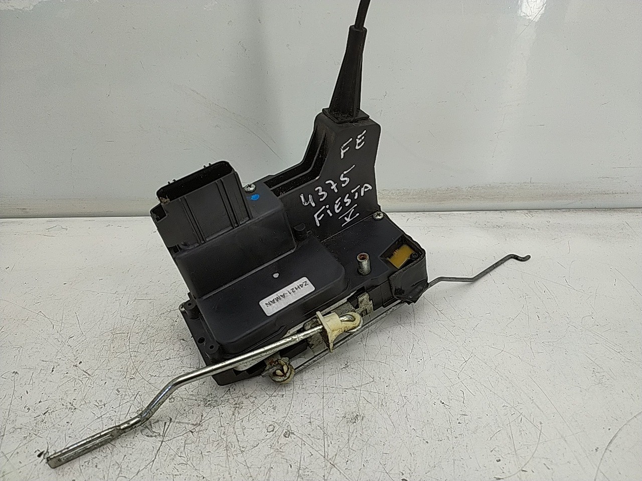 Fecho porta  fte esq (20245428).