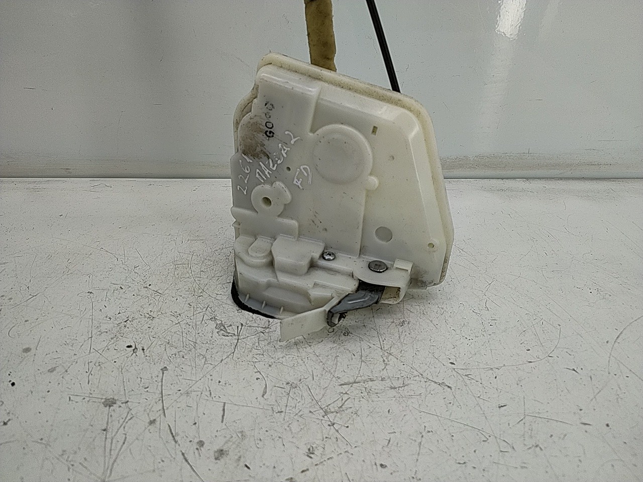 Fecho porta  fte dto (20248865).