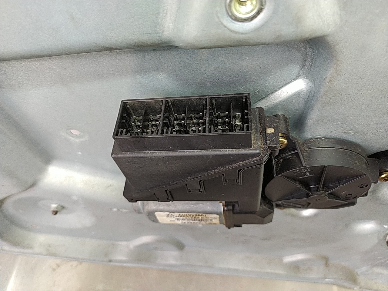 Elevador elect fte esq (20267394).