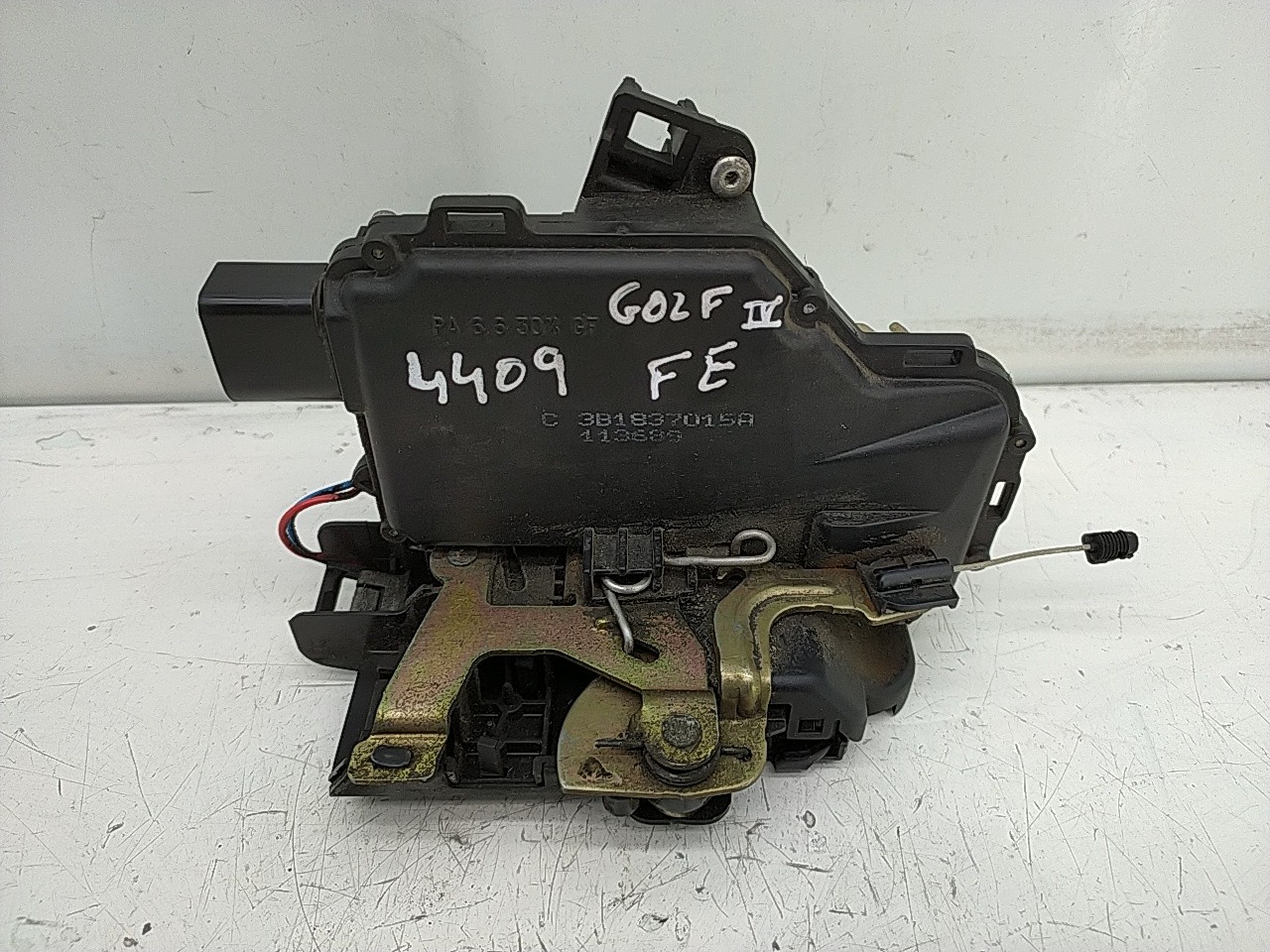 Fecho porta  fte esq (20263295).